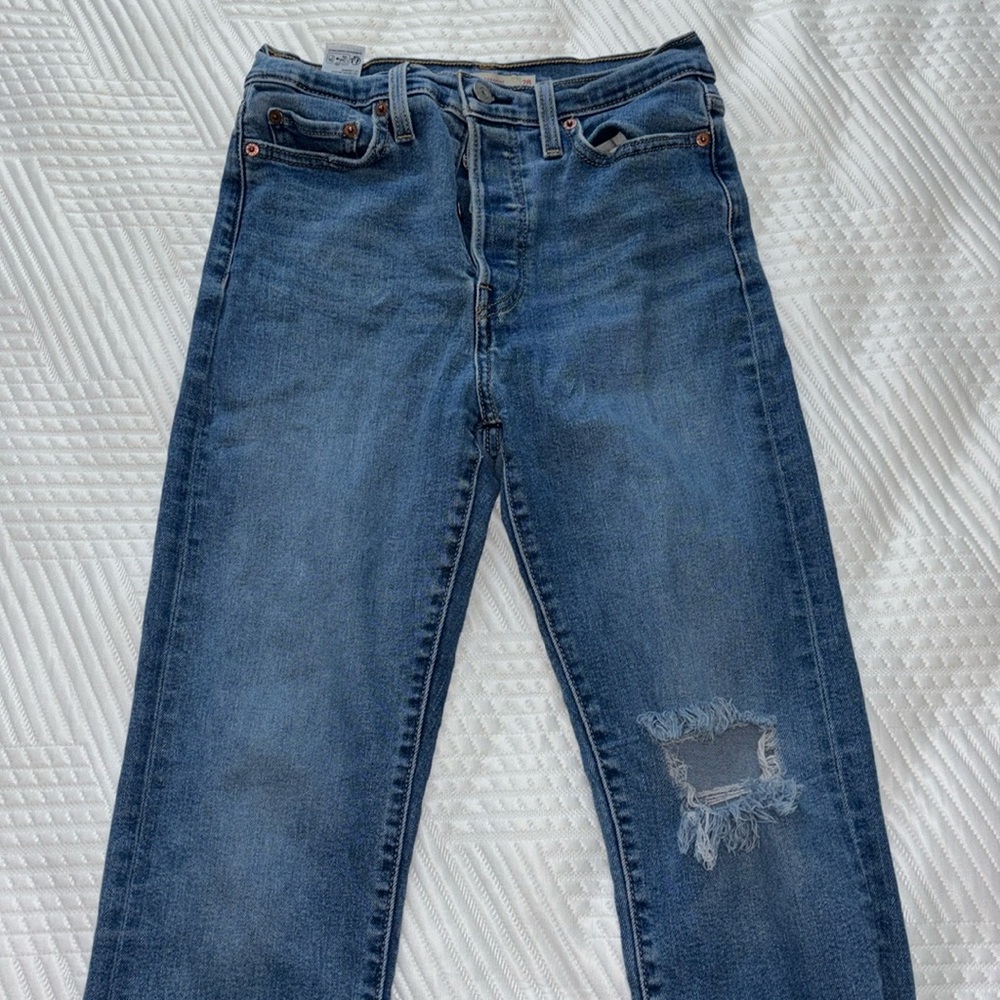 levi's jeans